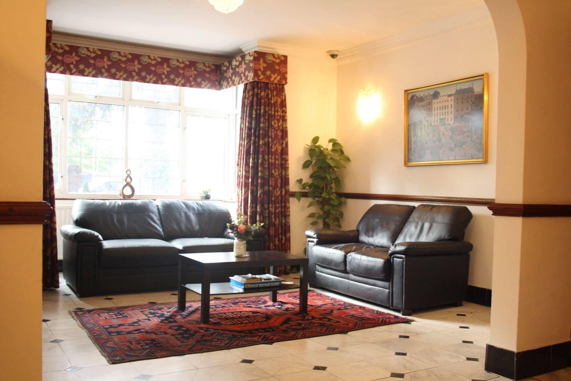Kings Paget Hotel West Drayton  Екстер'єр фото